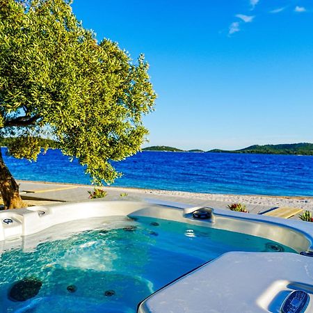Buqez Eco Resort - Beach Villa 28 - Directly By Beach Drage Exteriör bild