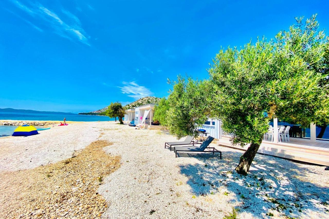 Buqez Eco Resort - Beach Villa 28 - Directly By Beach Drage Exteriör bild
