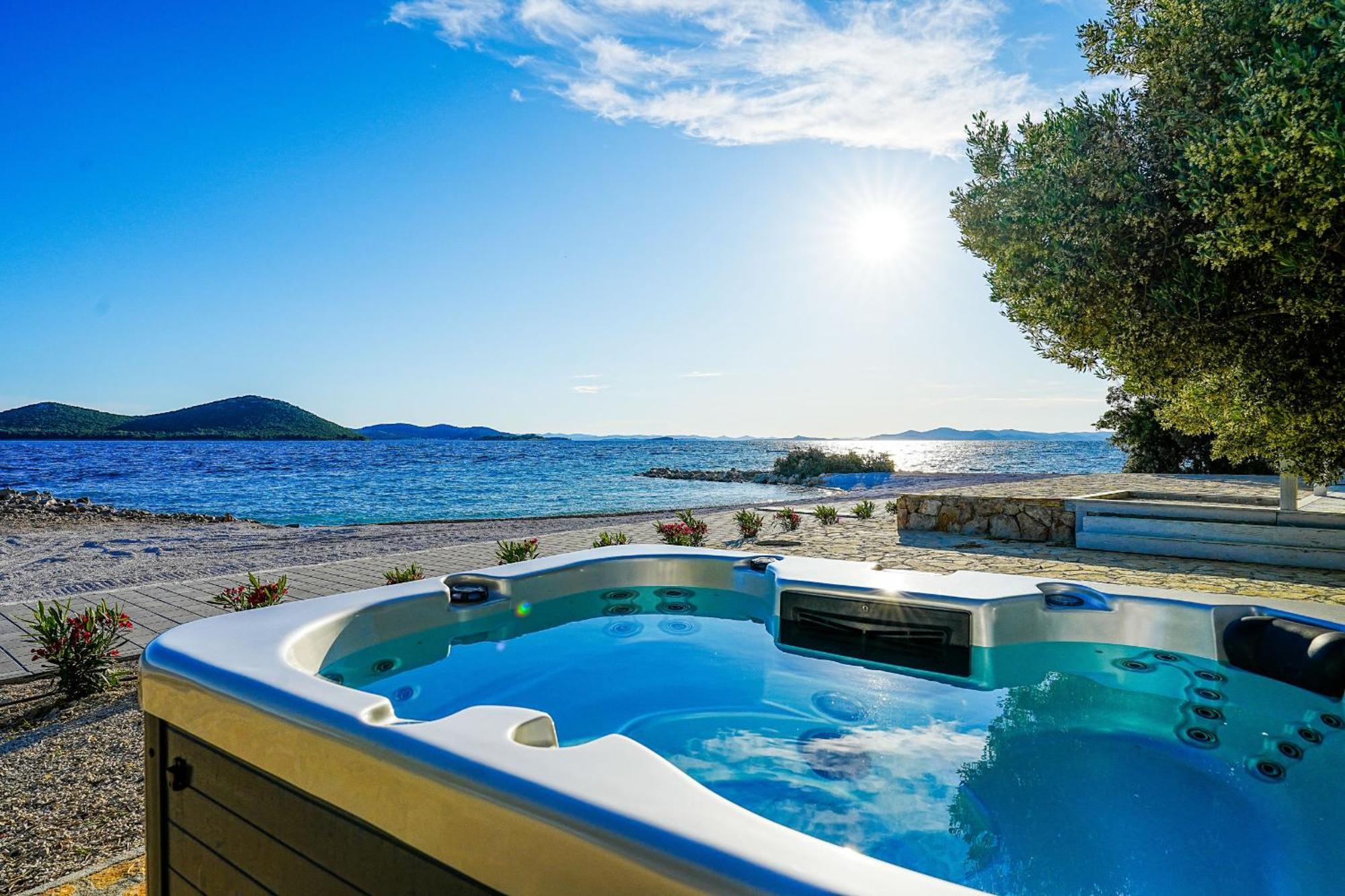 Buqez Eco Resort - Beach Villa 28 - Directly By Beach Drage Exteriör bild